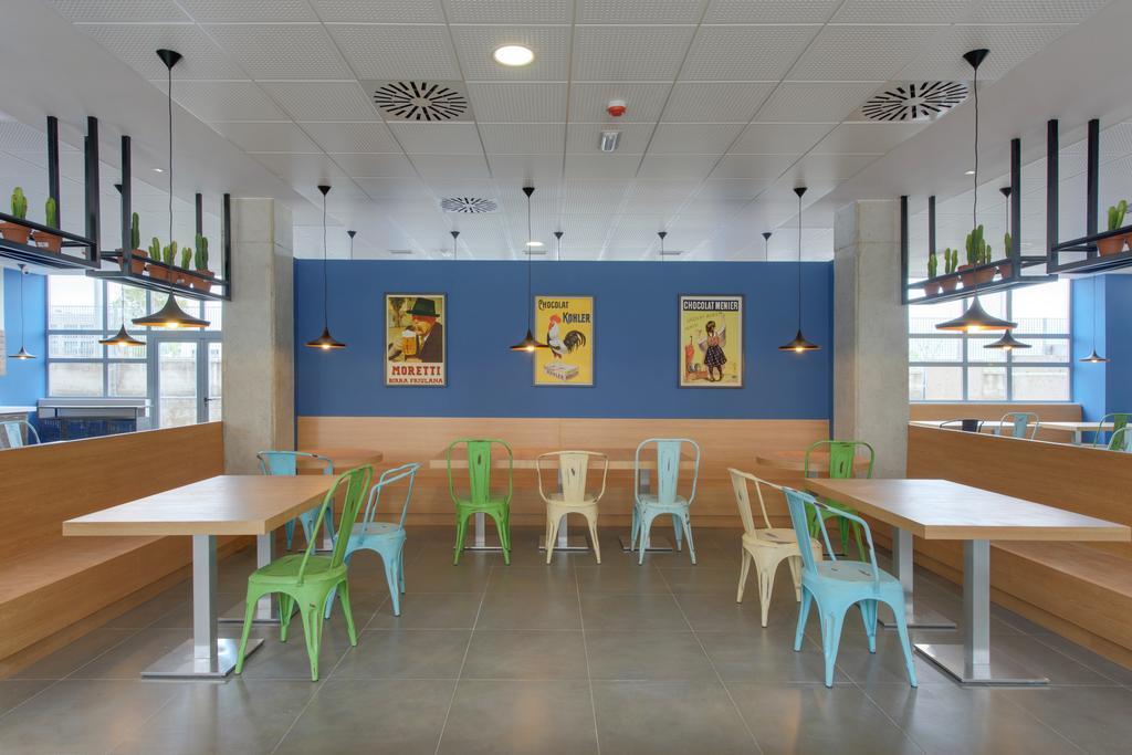 Madrid Airport Suites, Affiliated By Melia Екстер'єр фото