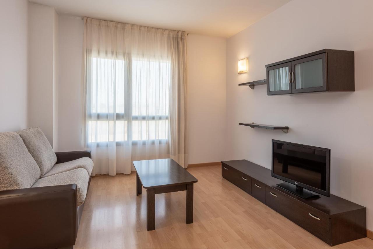 Madrid Airport Suites, Affiliated By Melia Екстер'єр фото